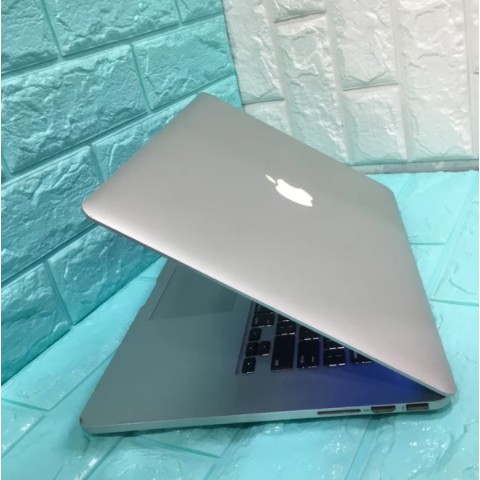 Macbook Pro Retina 15 inch MID 2015 Core I7 2.2GHZ Ram 16 GB Ssd 256 GB - Ssd 1 TB