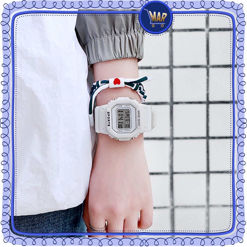 Jam Tangan Sporty Digital-Putih