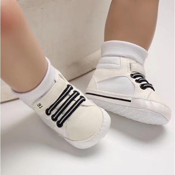 LittleAaron C529 SALUR BOOTS Sepatu Prewalker Bayi Laki Anti Selip Sol Halus Bahan Kulit PU