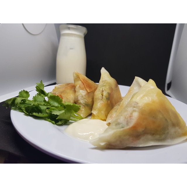 

Frozen moza samosa with mayo