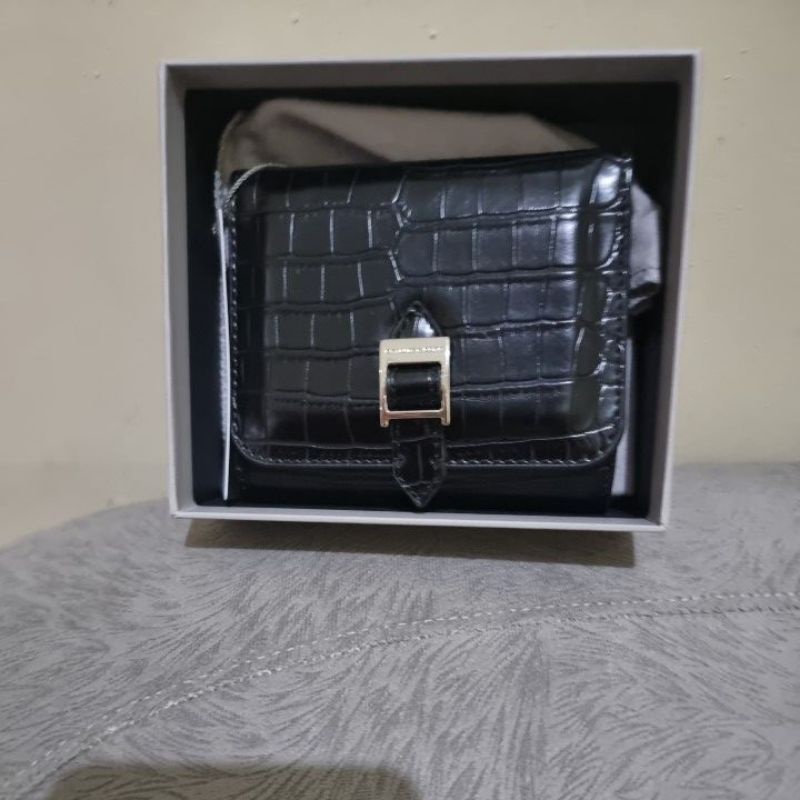 dompet charles n keith croco