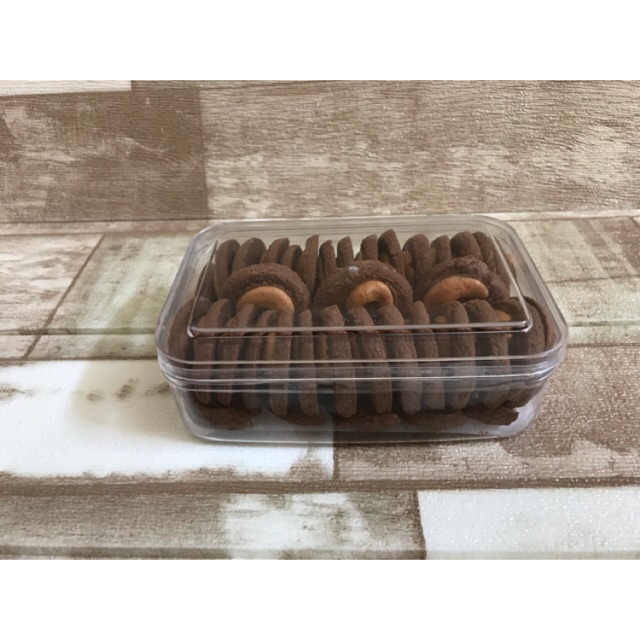 

Kue coklat Mede/cashew Chocolate