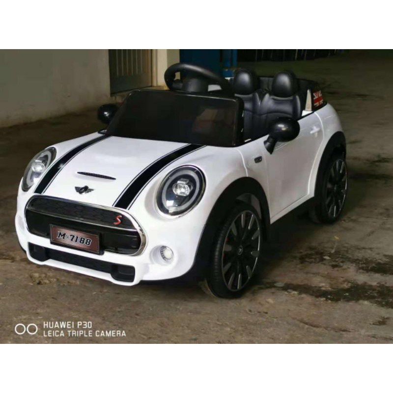 MOJOKIDS - Mobilan Aki Anak Toys Mini Cooper Speeds 12 VOLT DUAL BAN FULL KARET PMB 7188 M-7188 M718