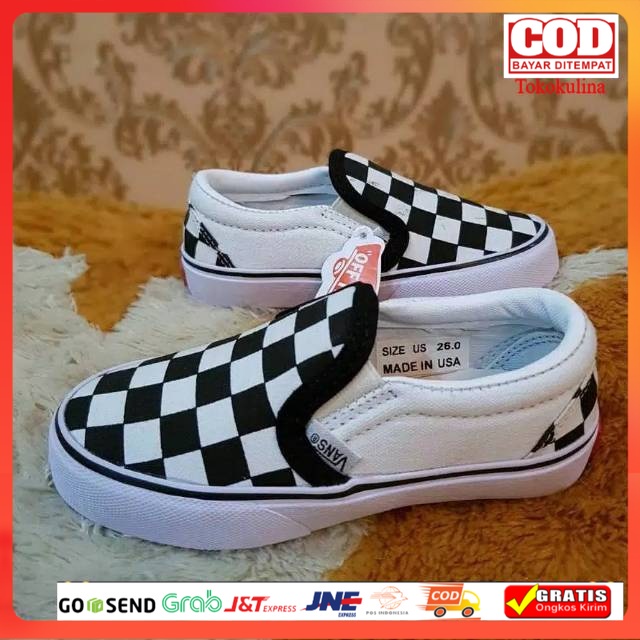 READY SIZE (21-35) SEPATU VANS ANAK SLOP CATUR PUTIH DAN HITAM