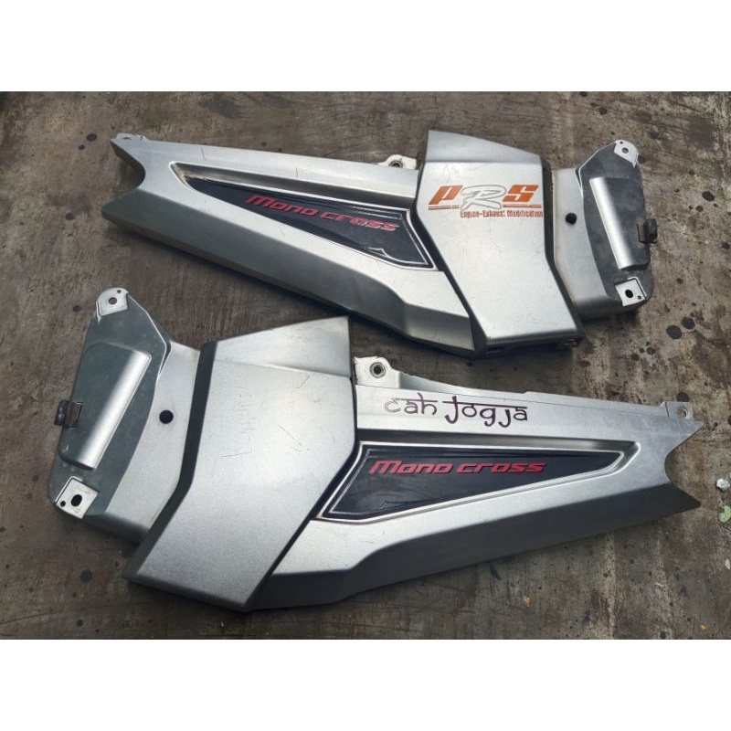 Cover tutup aki Yamaha Byson original