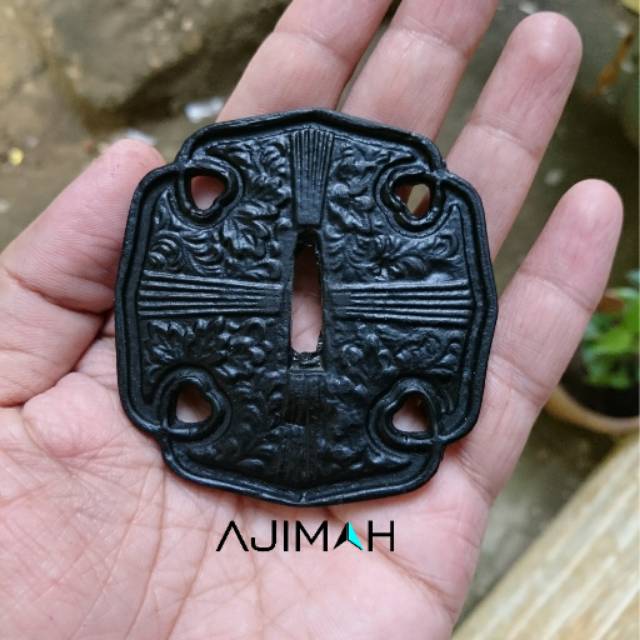 Tsuba asesoris katana samurai