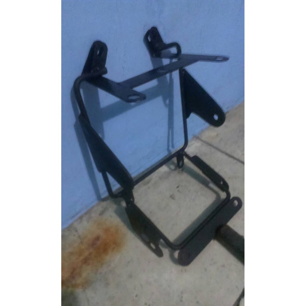 Ready Stok braket lampu pesek new megapro plus dudukan spido Flash Sale