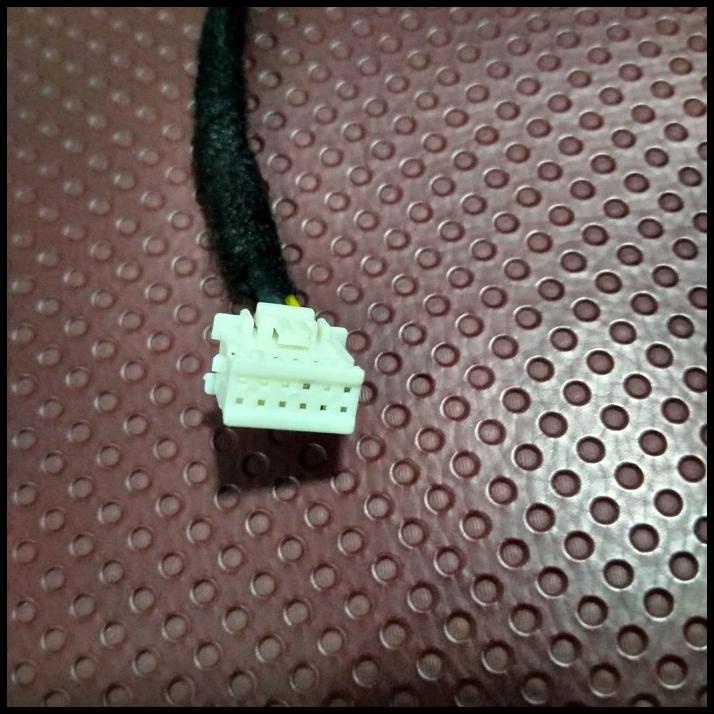 Soket Kamera Mundur Xenia 2019