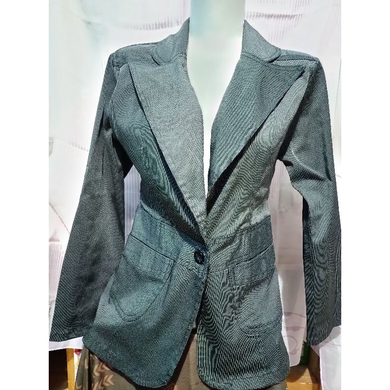 preloved blazer hitam
