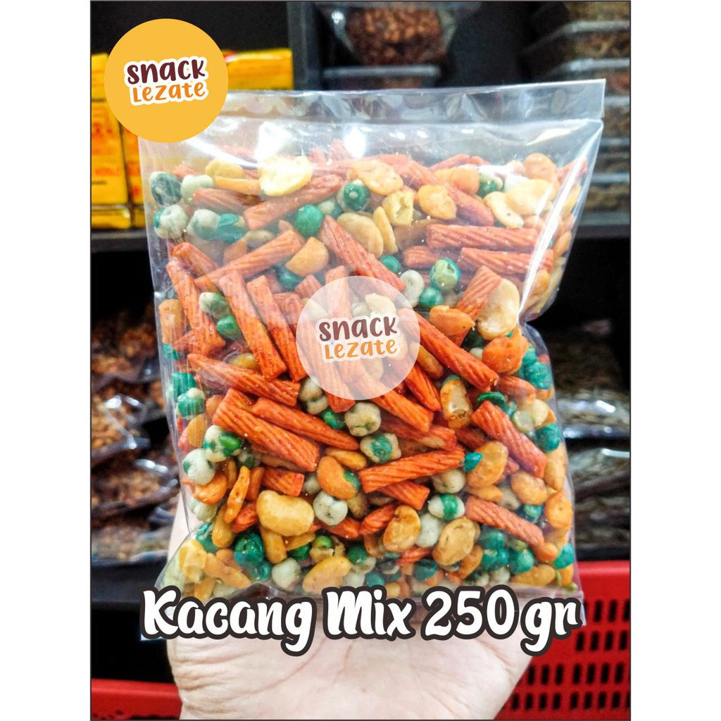 

KACANG CAMPUR JAIPONG 250gr / KACANG MIX / MIX NUTS / KORO POLONG HIJAU PANG PANG KANGAROO LEZATE