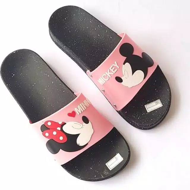 SANDAL SLOP MICKIEY MINNI SLIPON KARAKTER SOL HITAM BINTIK-6