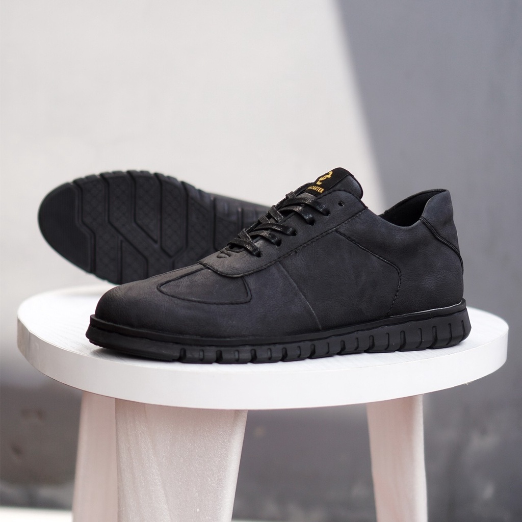 CBY  JC trainer Sepatu sneakers Pria Kerja Kuliah Trendy Pria sepatu kulit sepatu kasual pria