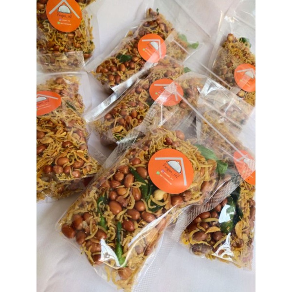 

Teri Kacang Bawang Goreng | Teri Kacang Krispi Lauk Kering - 150 gr