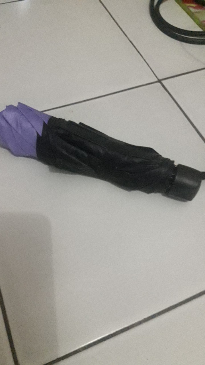 Payung Magic 3d Muncul Motif Jika Basah Bonus Sarung / Payung Lipat / Payung Anti Uv