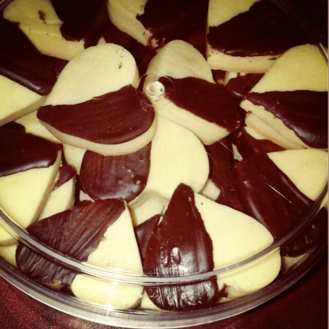 

kue kering selimut coklat