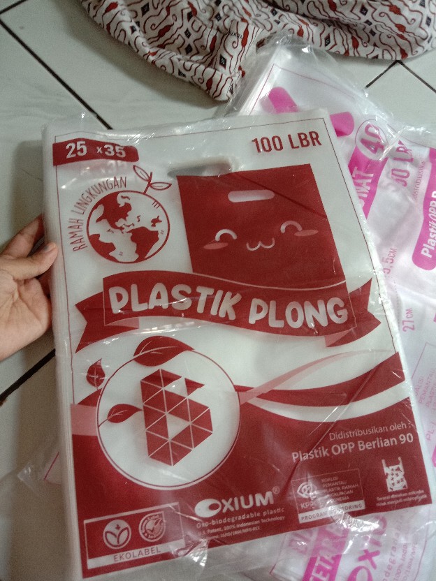 Kantong Plastik Pe Bening 25 X 35 Cm / Kantong Plastik Pe Plong Bening Isi 100 Lembar