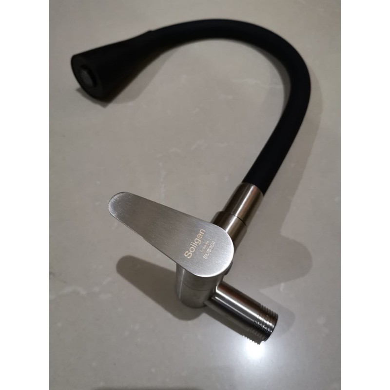 KRAN ANGSA FLEXIBLE WARNA HITAM SSR 606