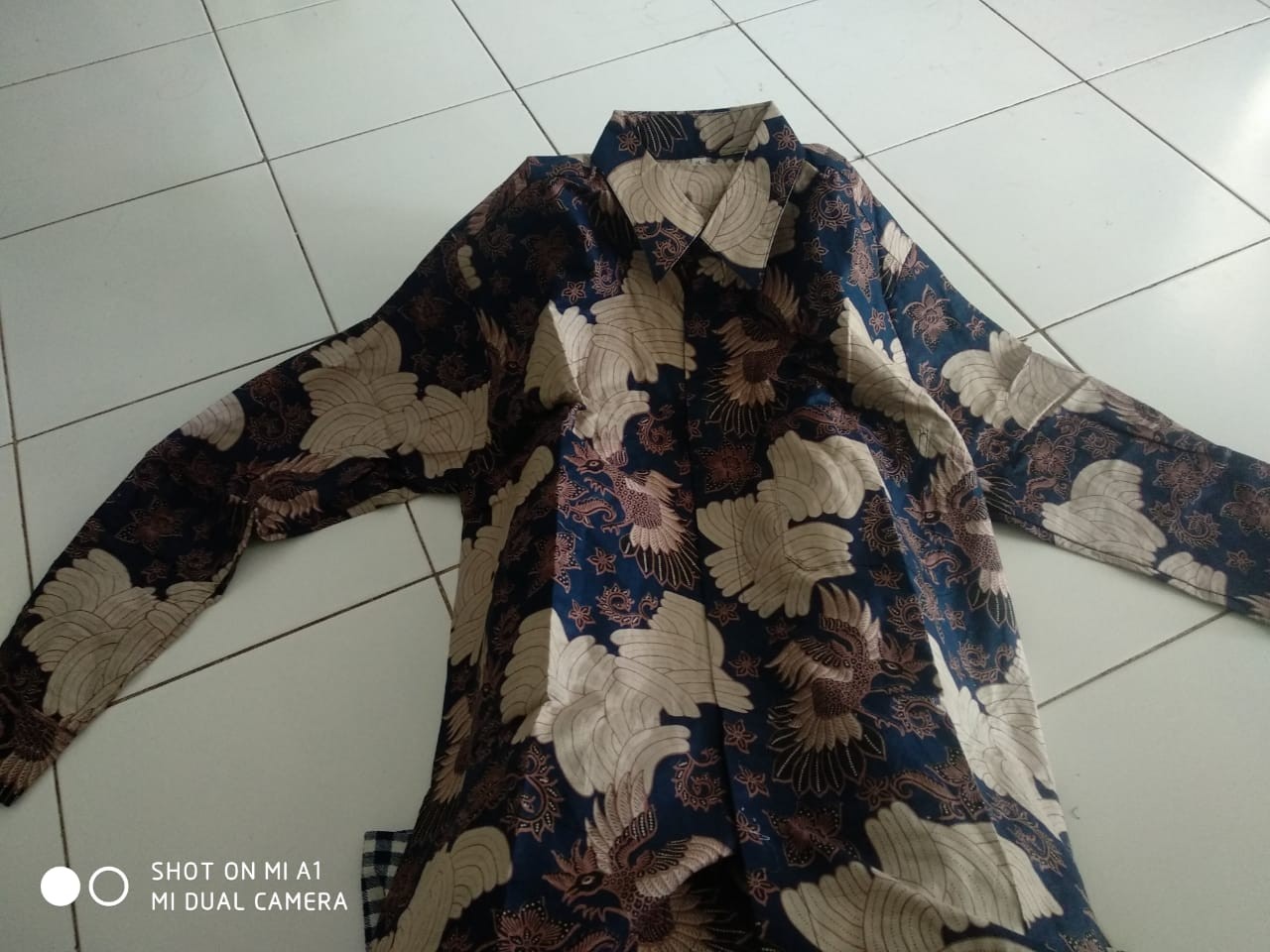 Kemeja Batik Slimfit Exclusive Original Butik Batik Pria Lengan Panjang M L Xl