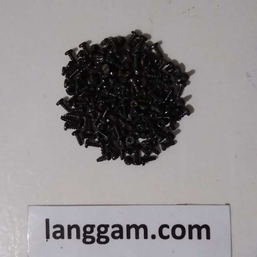 SEKRUP KASET 6mm HITAM