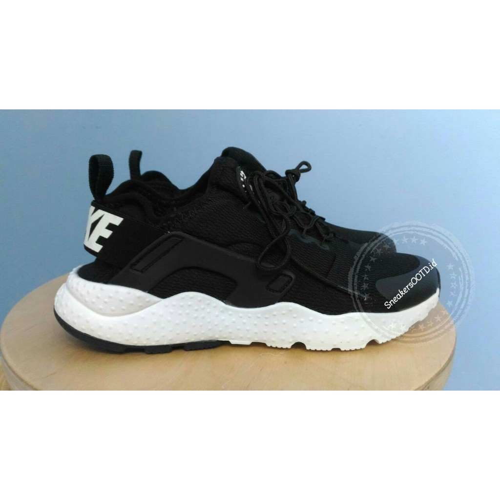 Sepatu wanita nike air huarache ultra hitam
