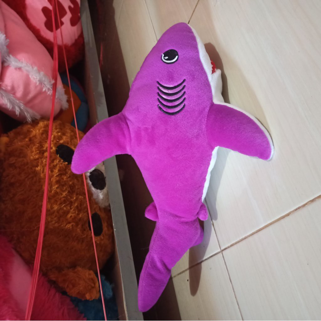 Boneka IKAN Hiu Baby shark size M