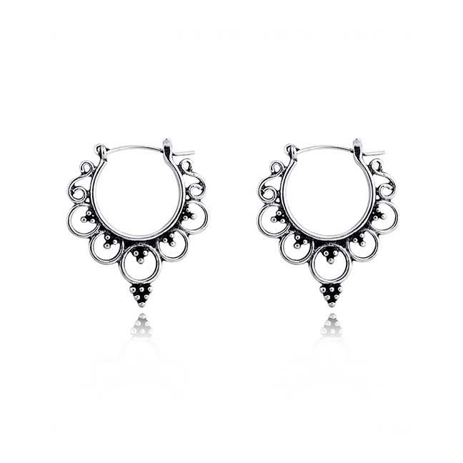 LRC Anting Tusuk Fashion Silver Openwork Hollow Heartring Earrings F66345