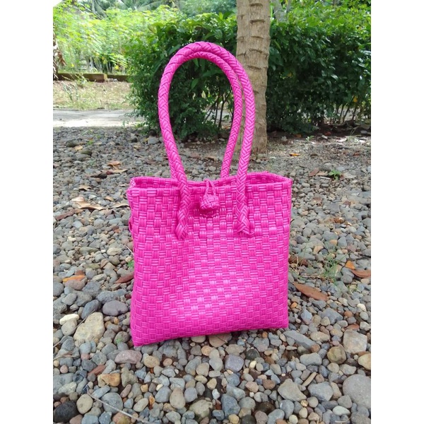 tas anyaman jali / tas plastik jali.