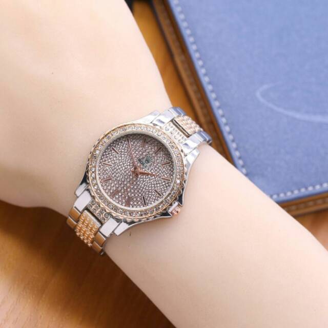 JAM TANGAN CEWEK/WANITA ROLEX DIAMOND RANTAI KW SUPER TERBARU ANTI AIR ELEGANT HARGA BERSAHABAT...