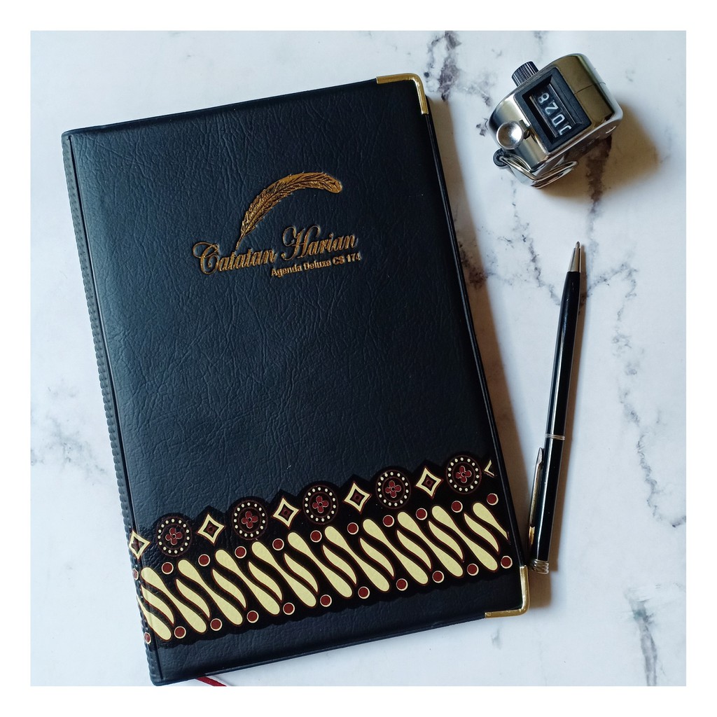 

agenda deluxe 174 / catatan harian batik ukuran a5
