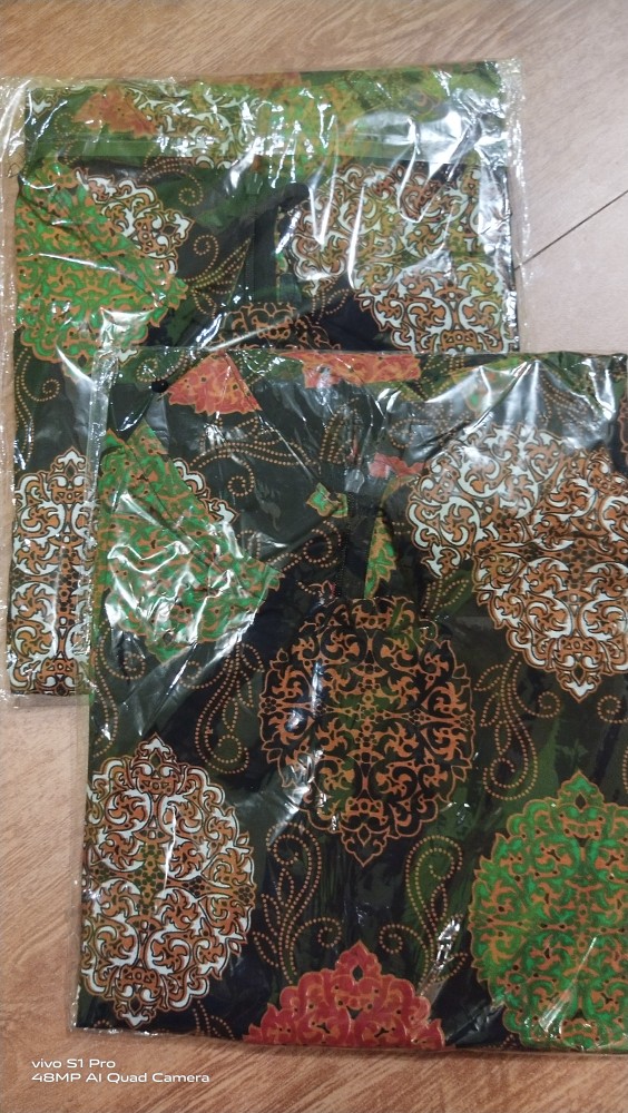 Murah Terlaris Serut Genes Jelita Tunik  Navbor Yelbor Whitbor Creambor Tunic Batik Hrb026 Doby  Dob