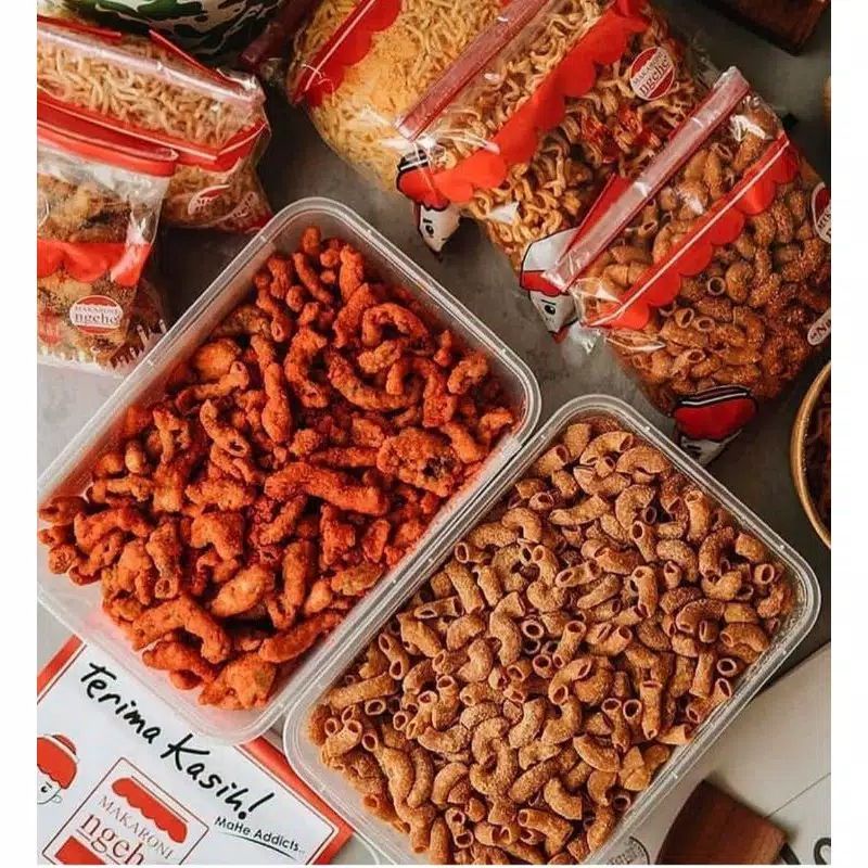 

MAKARONI NGEHE TOPLES