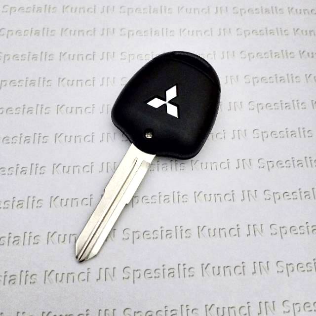 Casing kunci Mitsubishi Pajero Sport/Trinton