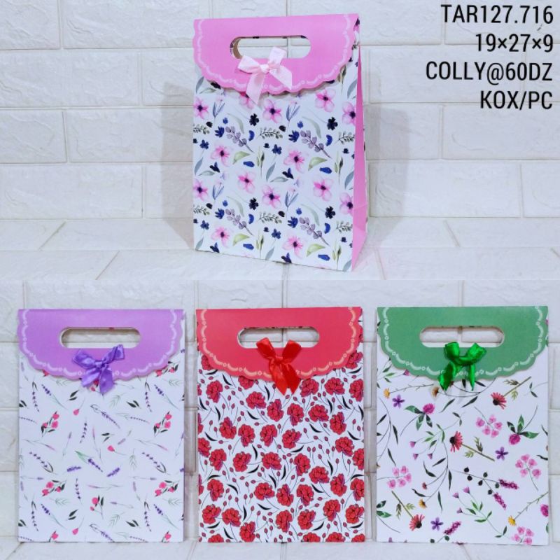 Paper Bag 19cm|Tas Kertas|Tas Kado|Kantong Kertas Motif Karakter