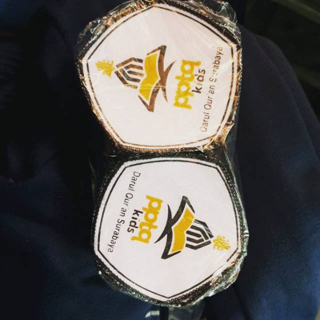 

Pesan/Custom Badge saku Sablon