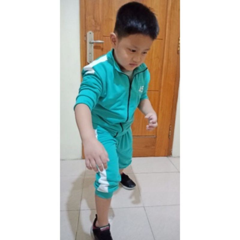 SETELAN ANAK LAKI LAKI/SETELAN SQUID GAME/LENGAN PANJANG /CELANA PANJANG/BAJU OLAH RAGA ANAK/UNTUK USIA 3 TAHUN - 8 TAHUN/COD