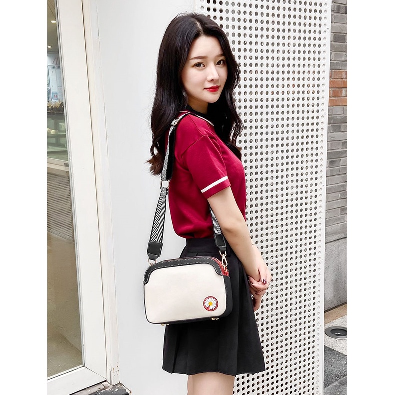 TAS SELEMPANG WANITA / TAS FASHION 113