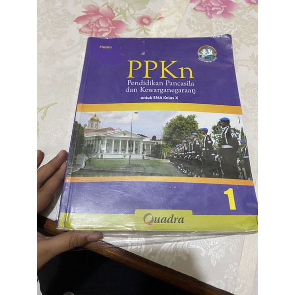 buku ppkn kelas 10 quadra