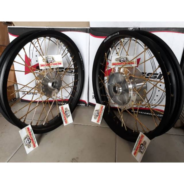 Paketan Velg RX King 215 250 300 350 ring 18 Velg Rossi sama rakit