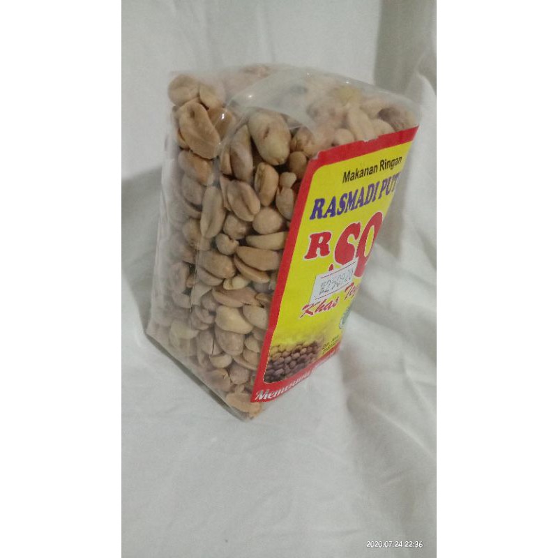 

Kacang Kletik (Kacang Tanah) Khas Tegal