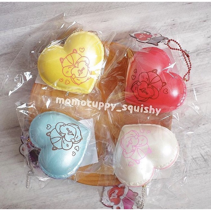 PROMO squishy licensed heart macaroon solid colour by popular boxes