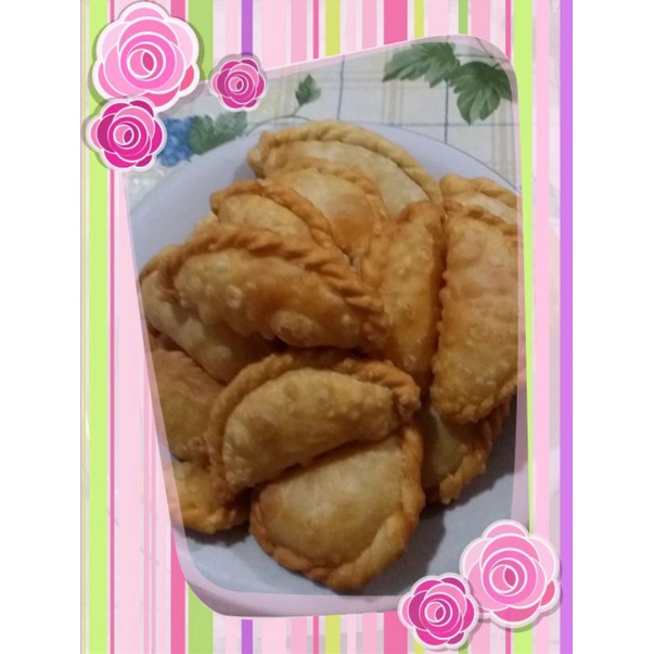 

pastel vegan (tanpa telor dan bawang) isi 10
