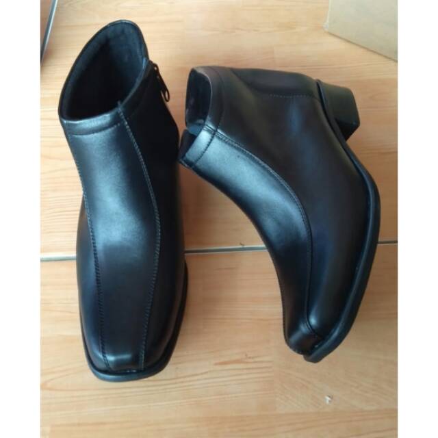 SEPATU KERJA WANITA BOOTS KULIT SAPI ASLI PAPIRUT GARUT/SEPATU BOOTS KULIT WANITA