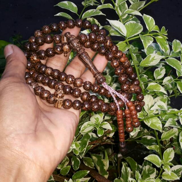 Tasbih Gaharu Wangi / Tasbih Kayu Gaharu Kalimantan Asli / Tasbih 99 / Tasbeh Gaharu hitam