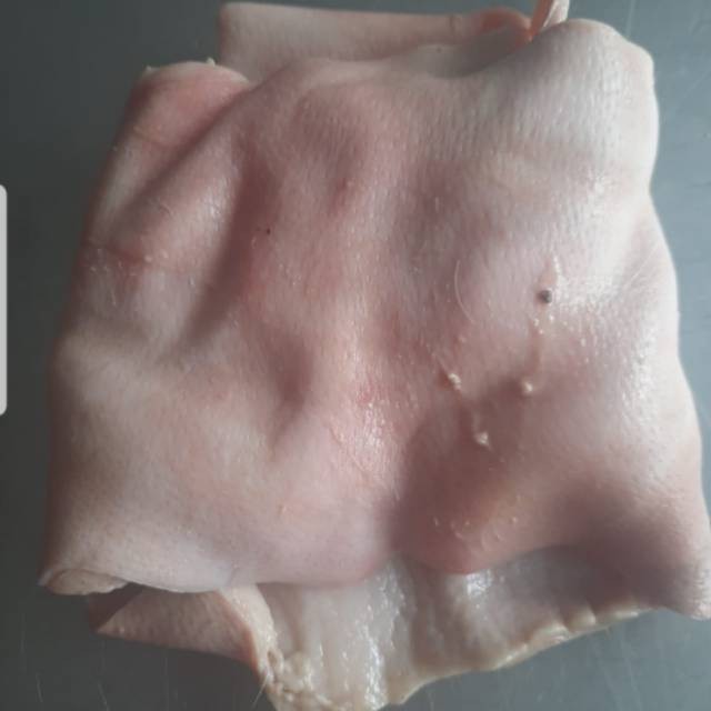 

DAGING BABI (KULIT BABI) 500 GR