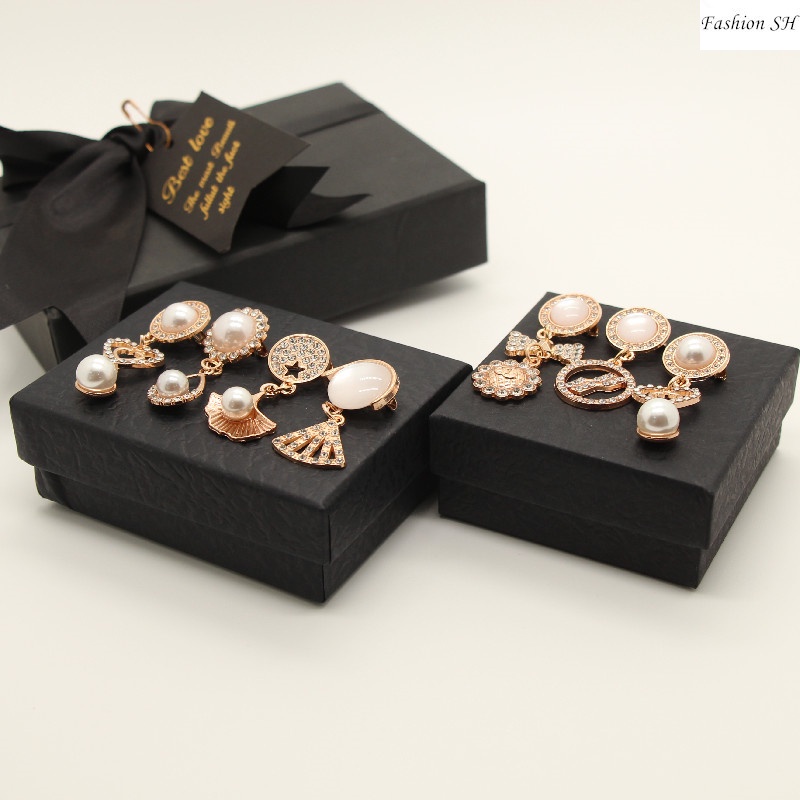 Bros Peniti Alloy Desain Kombinasi Mutiarakristal Gaya Retro Untuk Wanita M70052