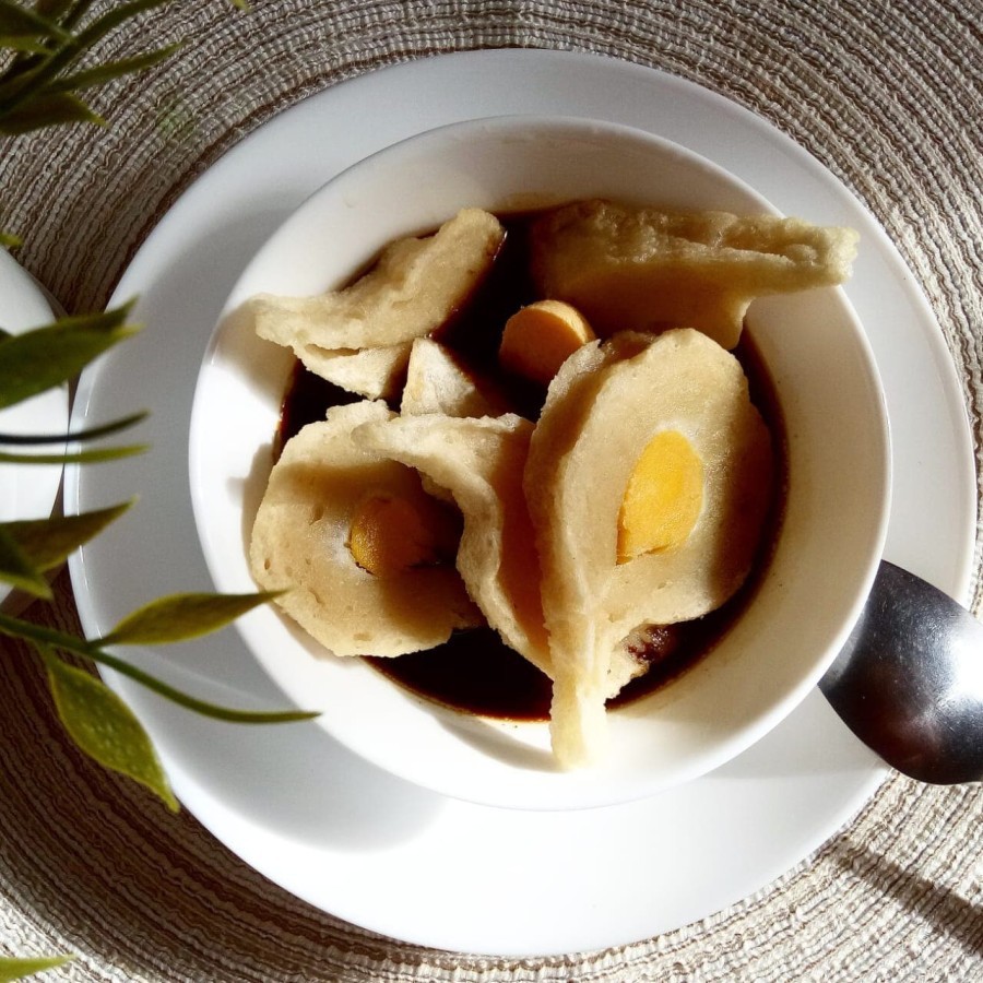 

PEMPEK KAPAL SELAM BESAR KHAS PALEMBANG KUALITAS PREMIUM @3 PCS