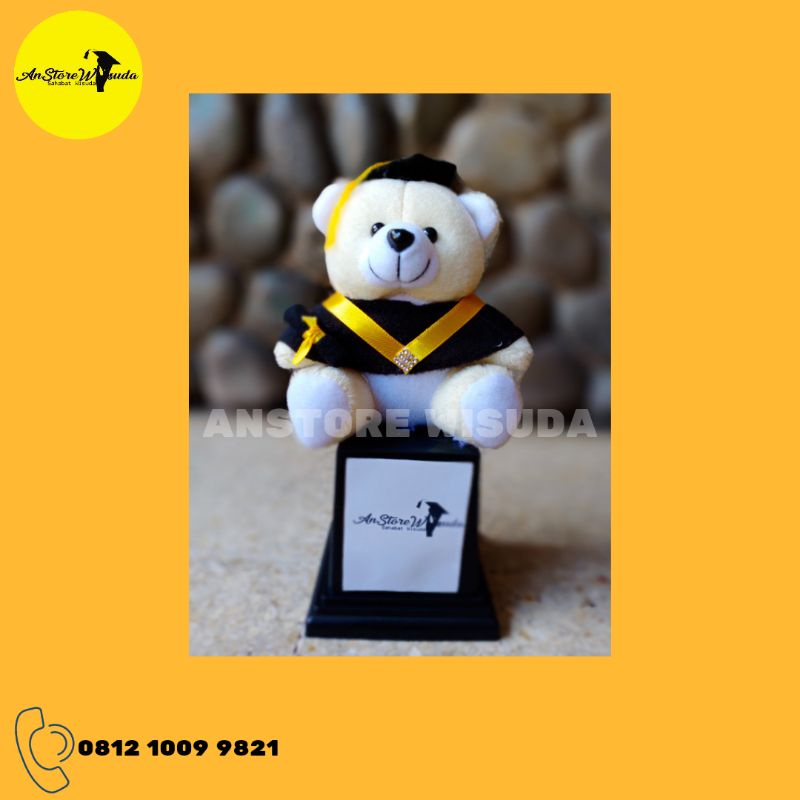 PIALA BONEKA WISUDA HADIAH WISUDA PIALA BONEKA GIFT WISUDA PIALA BONEKA