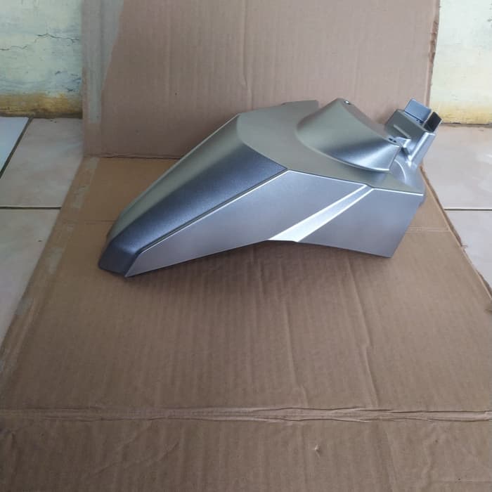 spakbor depan beat street 2018-2019 warna silver