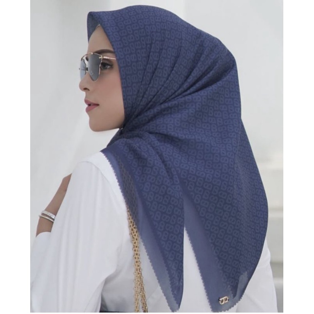 Tapis Navy Buttonscarves