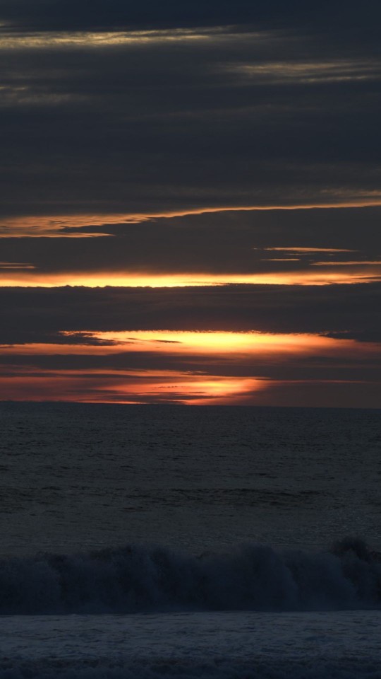 Baju Kemeja Batik Kantor Pria Lengan Panjang Fashion Solo Bw 106